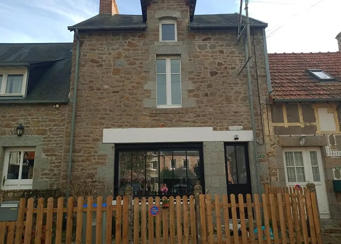 בית נופש Les Trefles Proche De La En Baie Du Mont St Michel